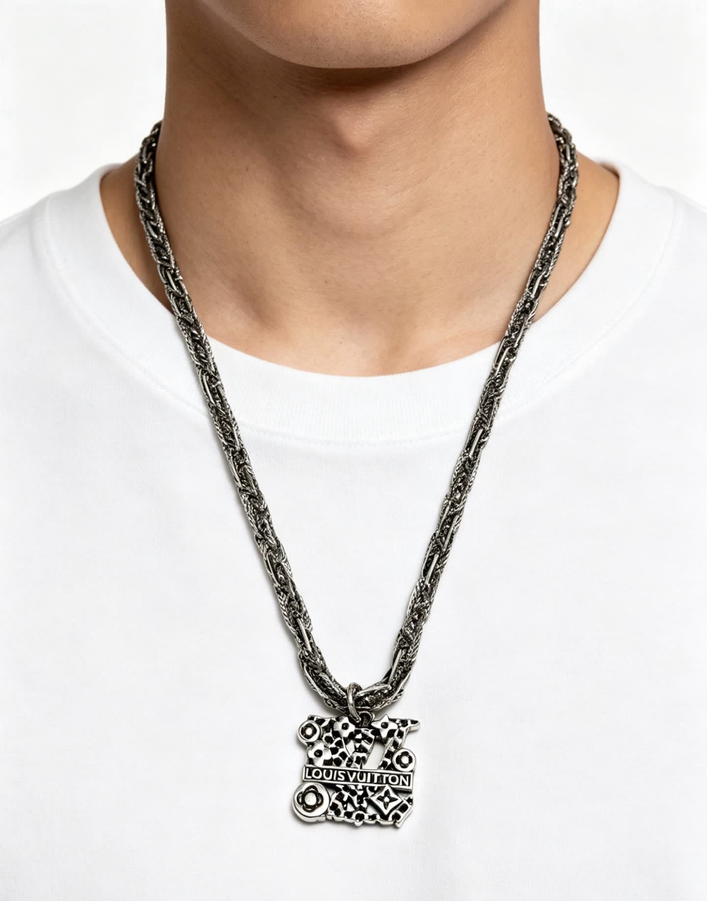 Louis Vuitton Silver Tone Chain Necklace